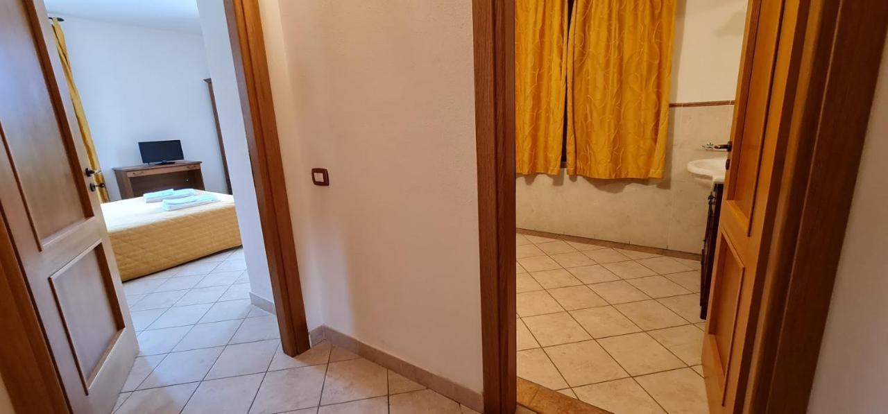 Aparthotel Oasi Del Grillo Castelnuovo Berardenga Exterior foto