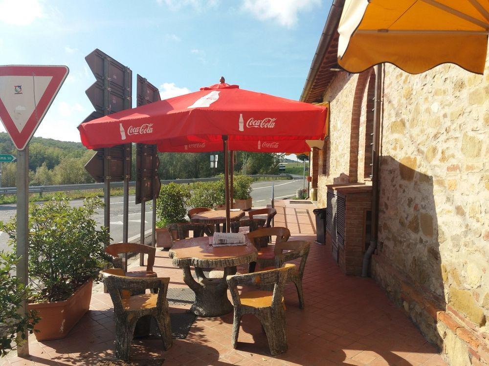 Aparthotel Oasi Del Grillo Castelnuovo Berardenga Exterior foto