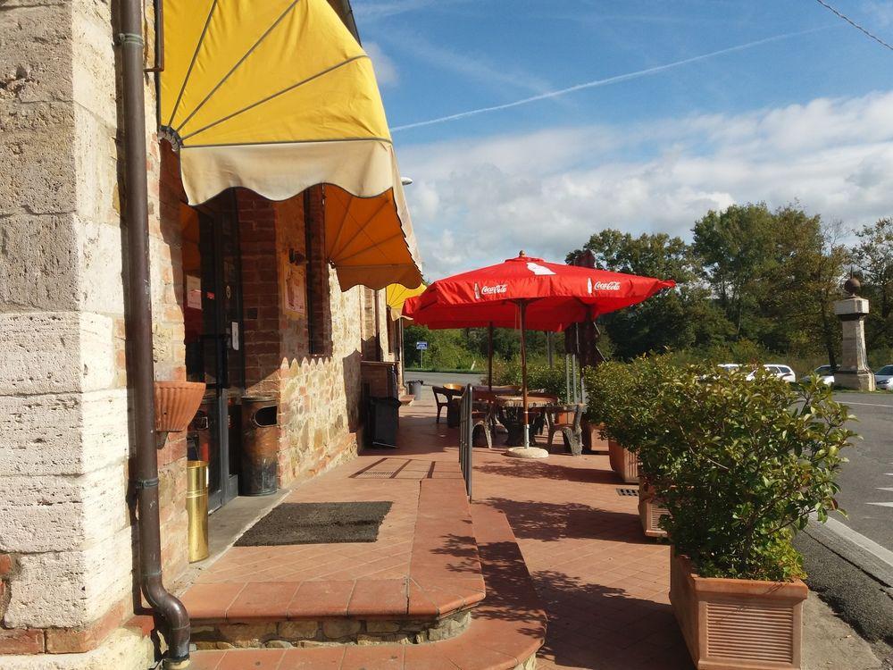 Aparthotel Oasi Del Grillo Castelnuovo Berardenga Exterior foto