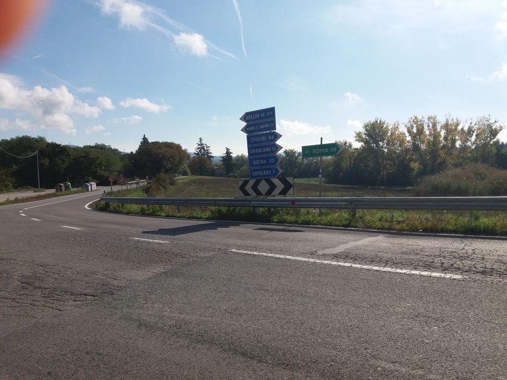 Aparthotel Oasi Del Grillo Castelnuovo Berardenga Exterior foto