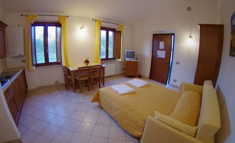 Aparthotel Oasi Del Grillo Castelnuovo Berardenga Exterior foto