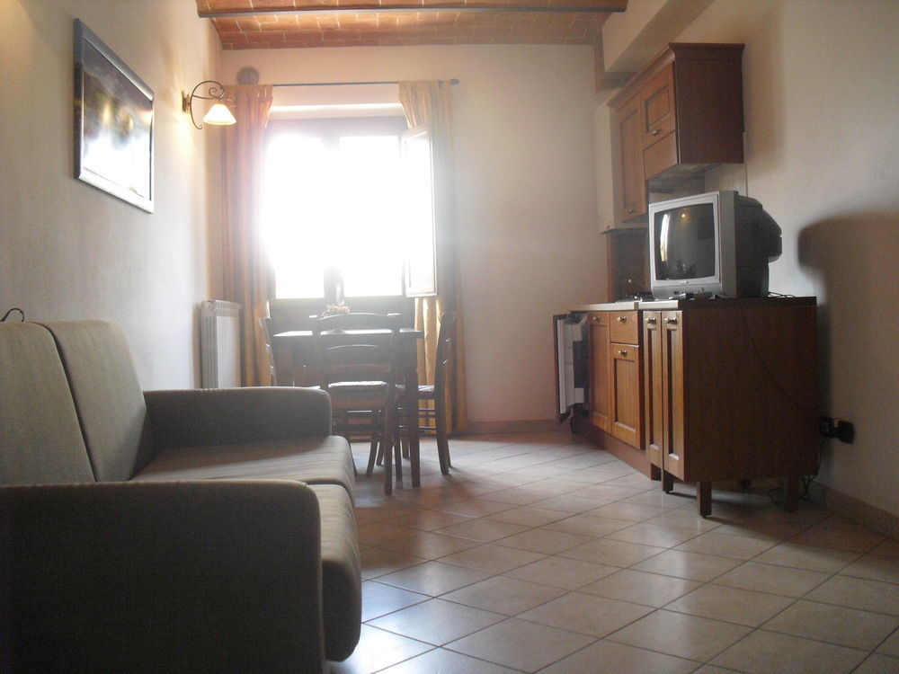 Aparthotel Oasi Del Grillo Castelnuovo Berardenga Exterior foto