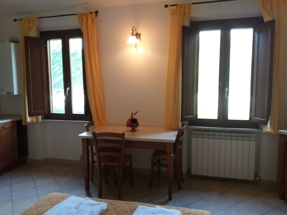 Aparthotel Oasi Del Grillo Castelnuovo Berardenga Exterior foto